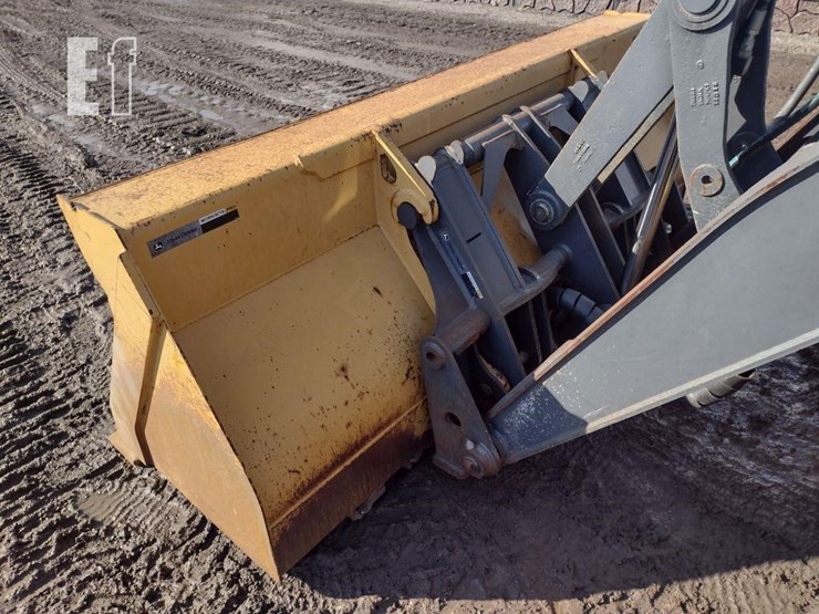 2018-deere-410l-image-22