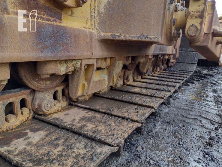caterpillar-d6-image-32