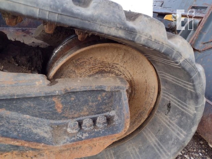 2019-bobcat-t770-image-35