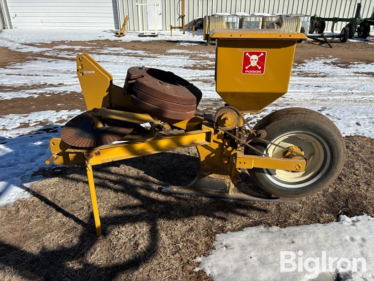 gopher-getter-3-pt-pest-treater-image-10