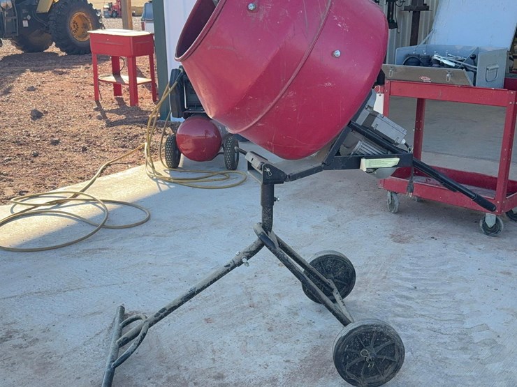 husky-cement-mixer-image-1