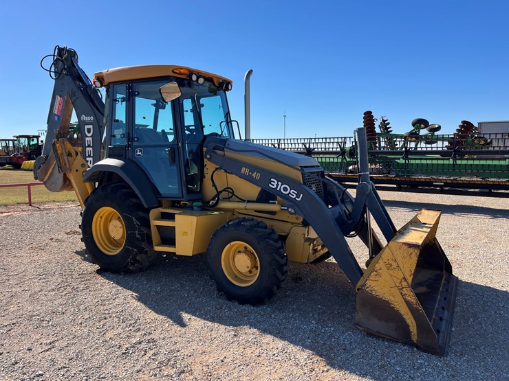 2012-deere-310s-image-6