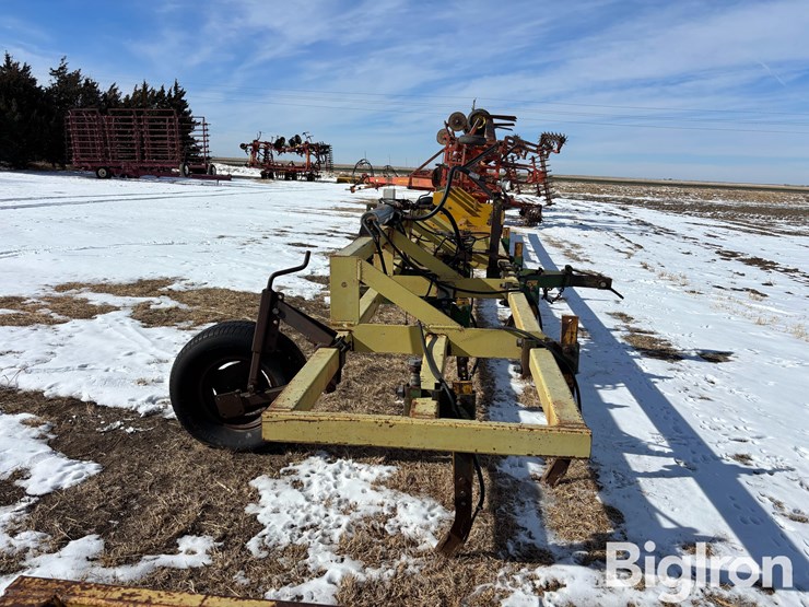 hamby-4x4-toolbar-nh3-chisel-image-10