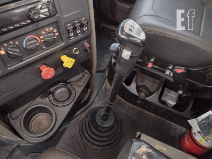 international-hx520-image-12