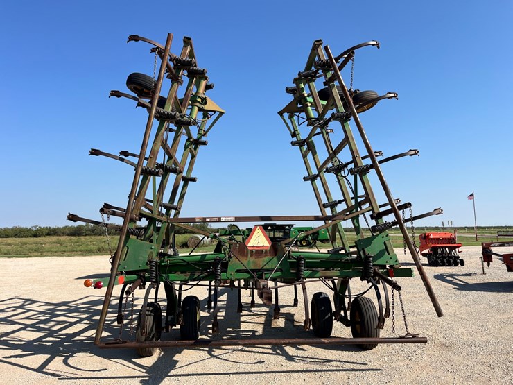 1997-john-deere-680-image-7