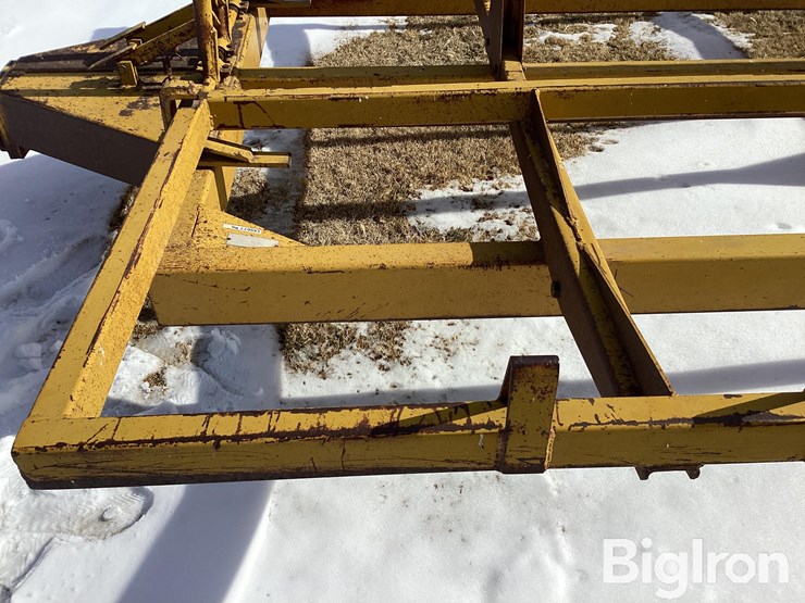 tilt-bed-6-bale-mover-image-14