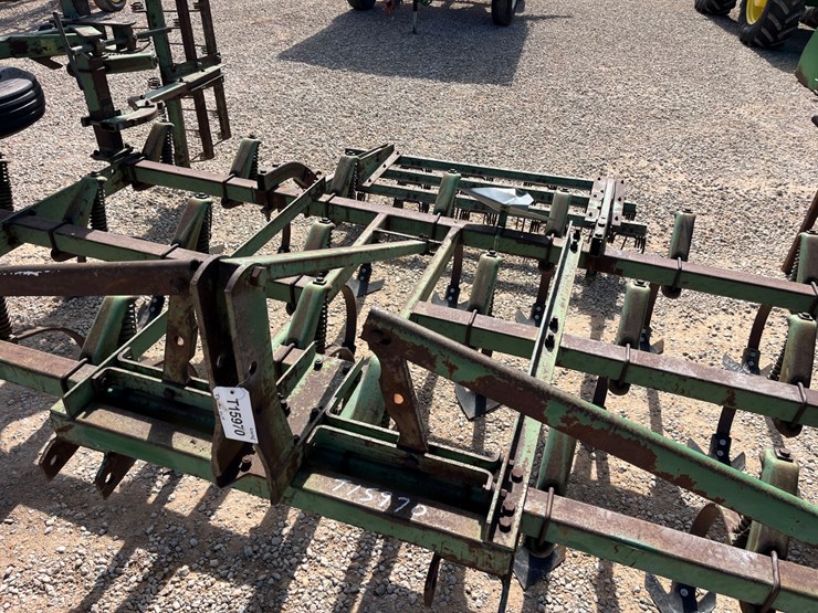 john-deere-1100-image-2