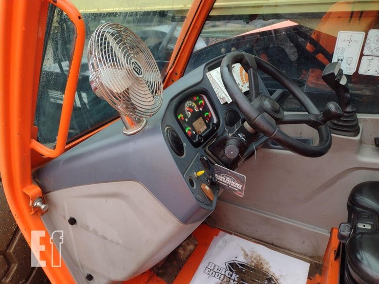 2016-jlg-1255-image-11