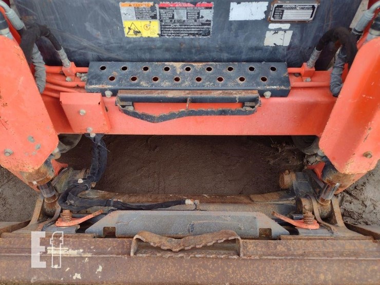 2019-kubota-svl95-2s-image-16