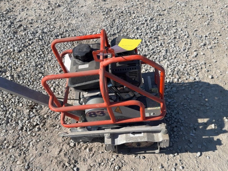 husqvarna-concrete-saw-with-kohler-motor-s.n#-20204201020,-soffcut-image-4