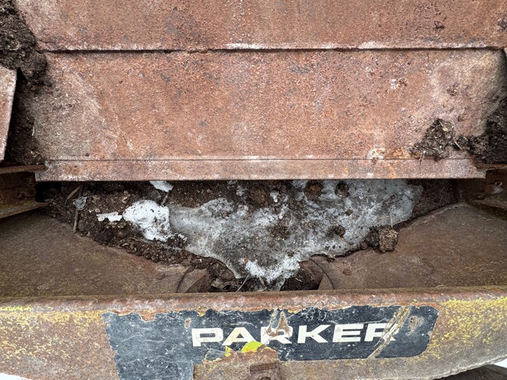 #1040-•-parker-seed-wagon-image-6