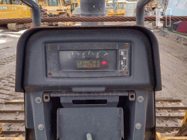 2012-deere-700k-lgp-image-7