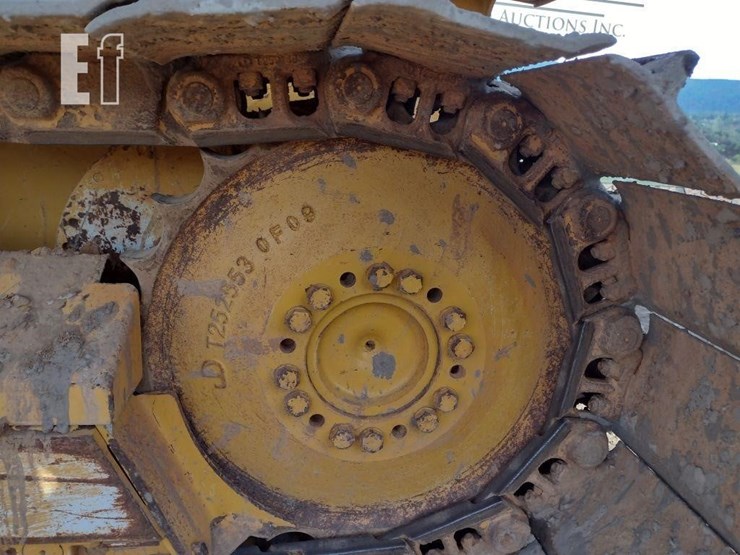 2021-deere-650k-lgp-image-24