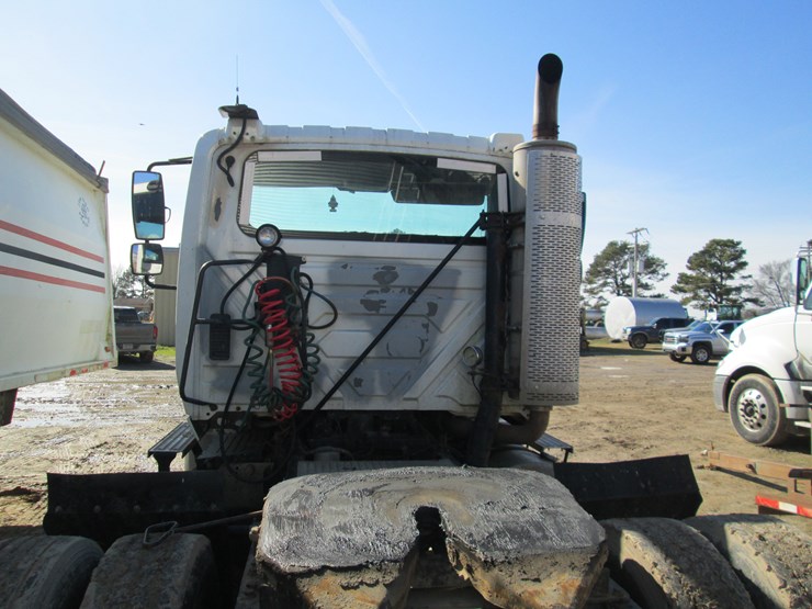 2012-international-prostar-image-7