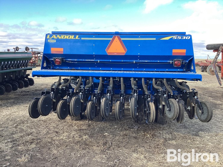 2012-landoll-5530-image-6