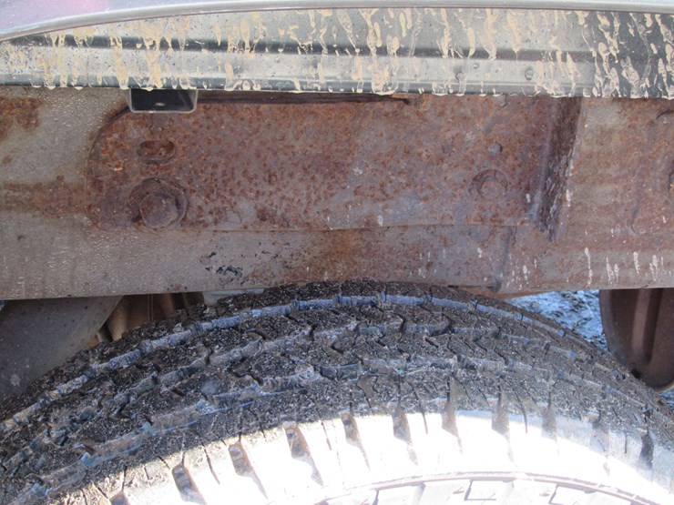 2004-chevrolet-2500-image-23