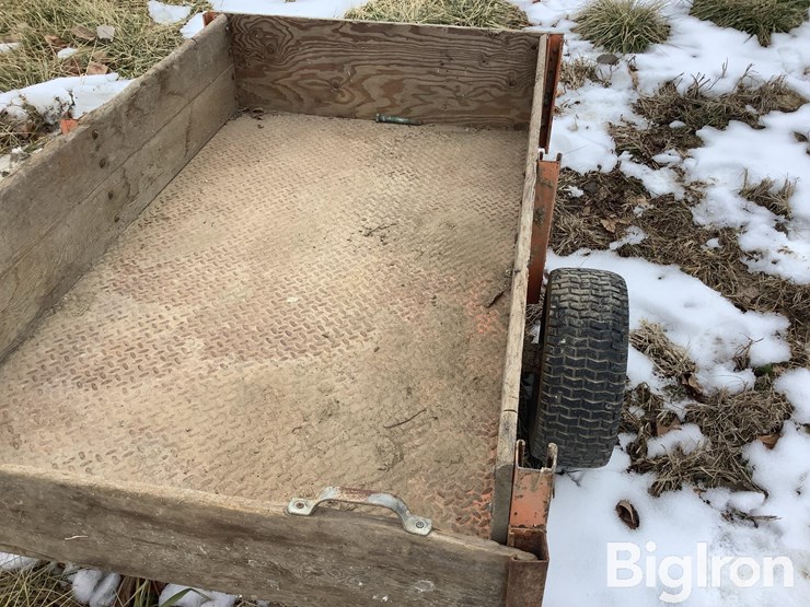 5’-lawn-&-garden-wagon-image-12