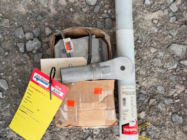 unused-bull-float-adaptor-+-pointer-+-misc-image-1