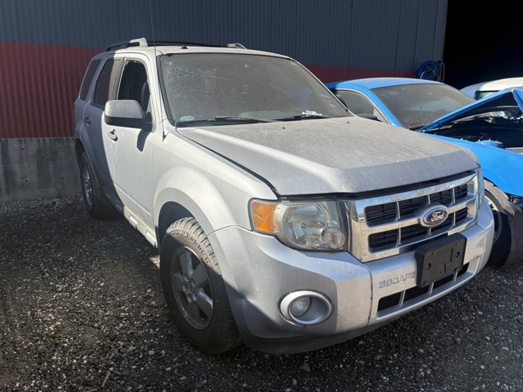 2012-ford-escape-xlt-image-1