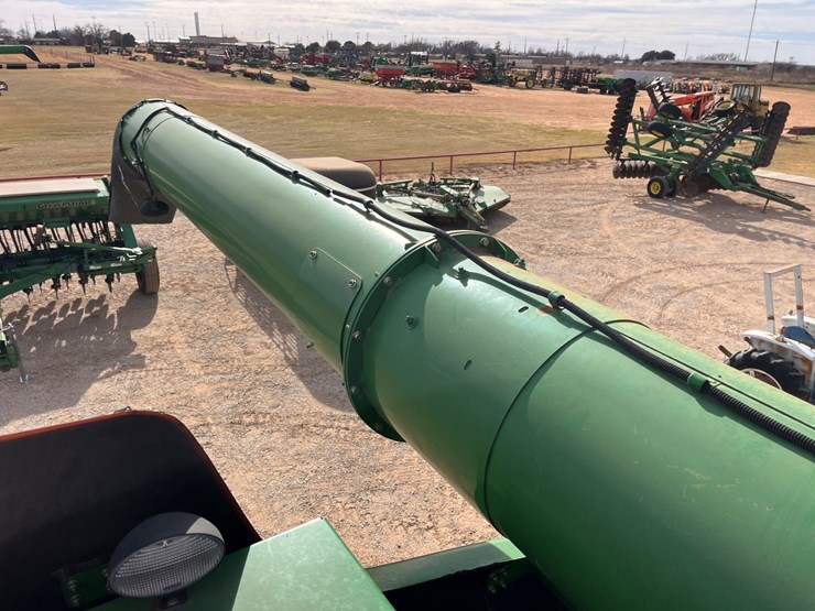 2013-john-deere-s670-image-53