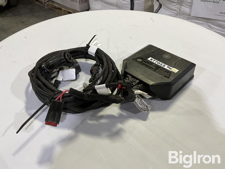 john-deere-m-image-1