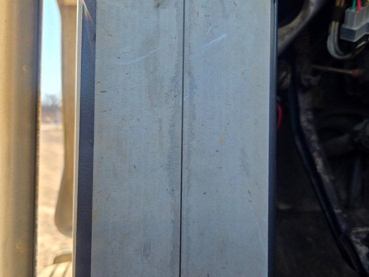 1999-mack-rd690s-image-90