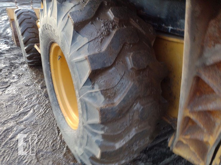 2005-caterpillar-420d-image-26