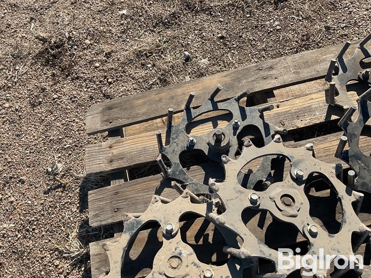 planter-closing-wheels-image-14