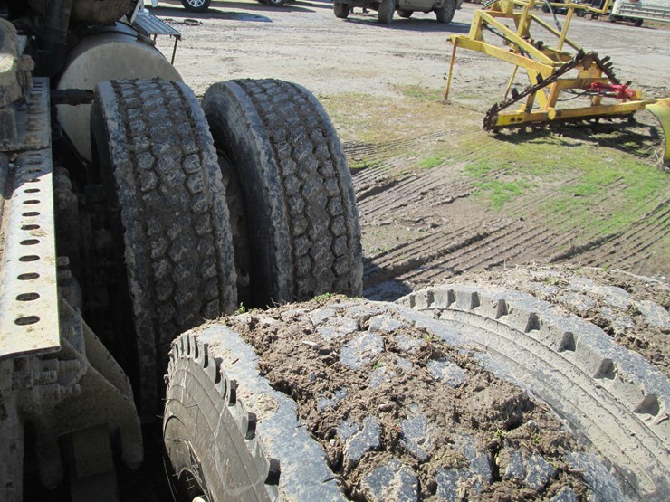 2012-international-prostar-image-11