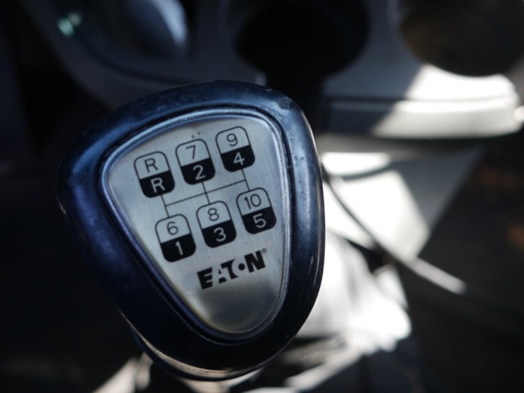 kenworth-t680-image-16