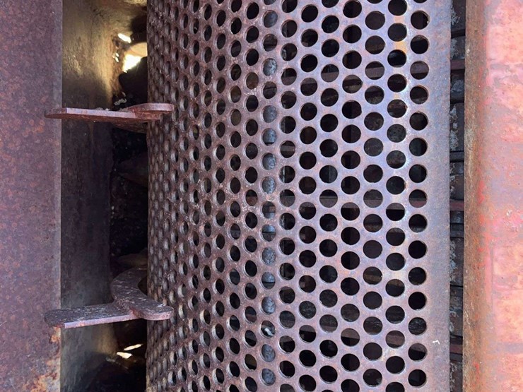 new-holland-355-image-10