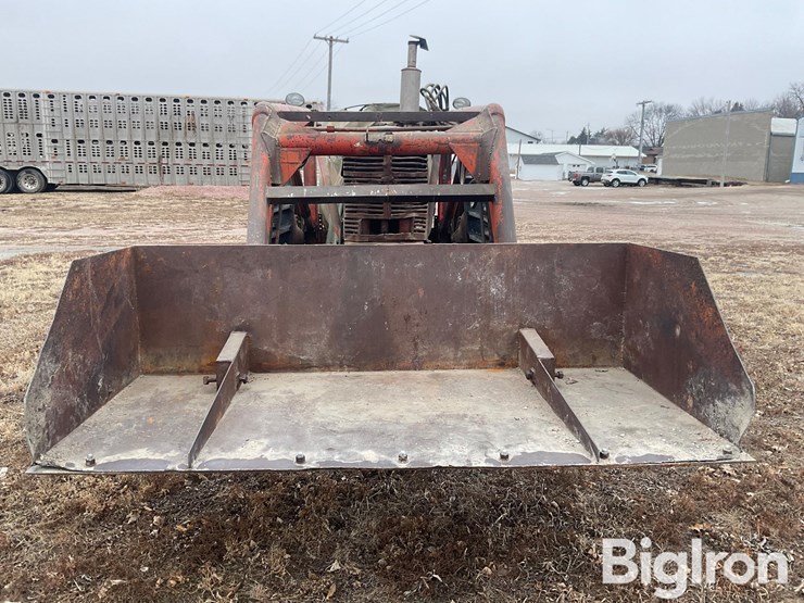 1951-international-m-image-2