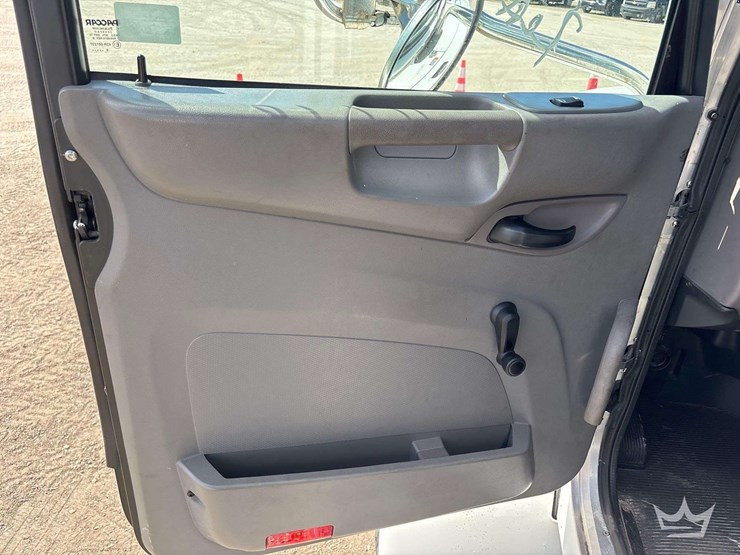 2020-peterbilt-pb337-s/a-dump-truck-image-22