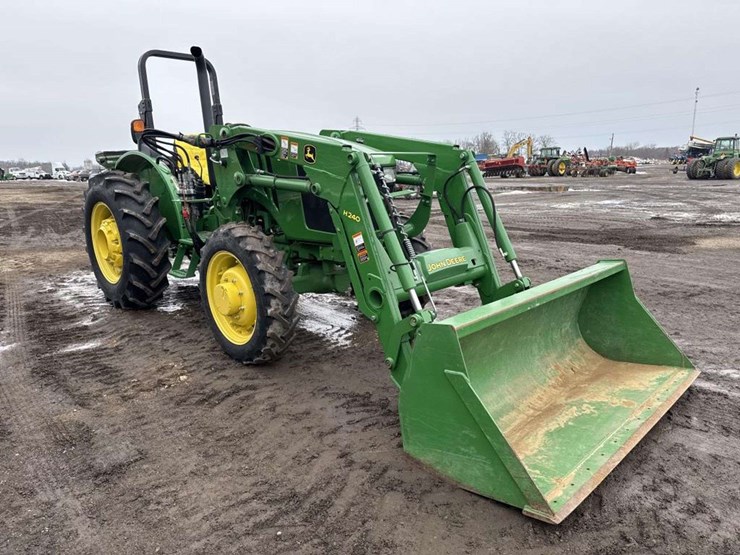 john-deere-5045e-image-6