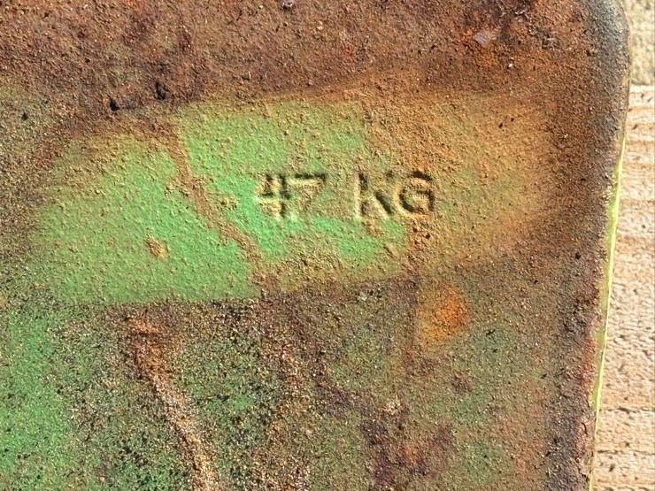 (4)-john-deere-suitcase-weights-image-3