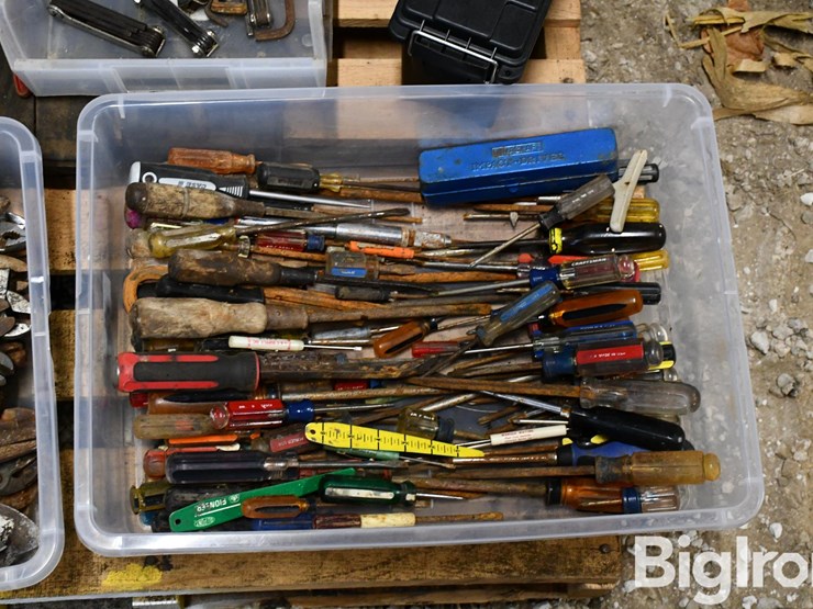 pallet-of-farm-support-image-10