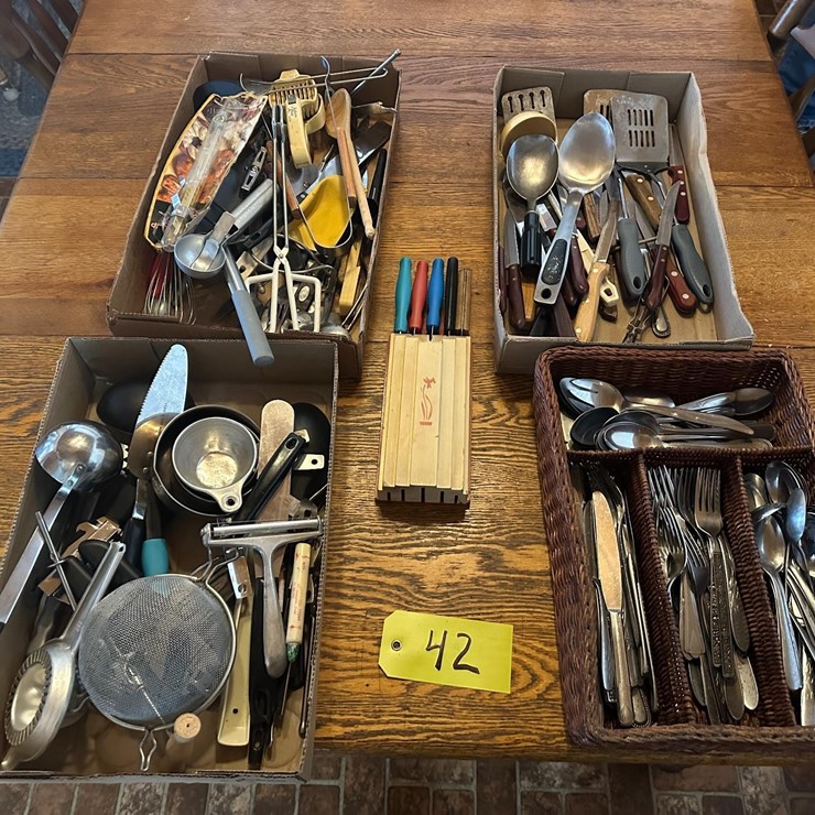 Misc. Kitchenware & Silverware