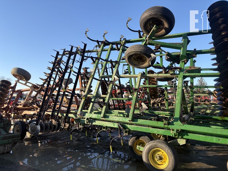 john-deere-724-image-8