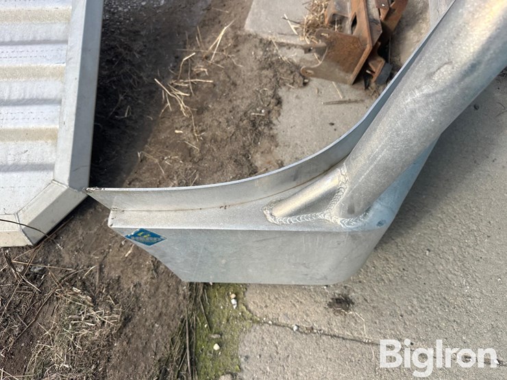 peterbilt-386-image-13