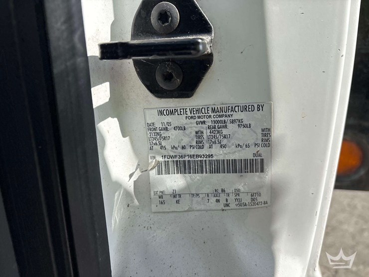 2006-ford-f350-image-5