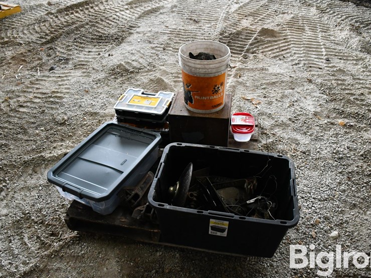 pallet-of-farm-support-image-6