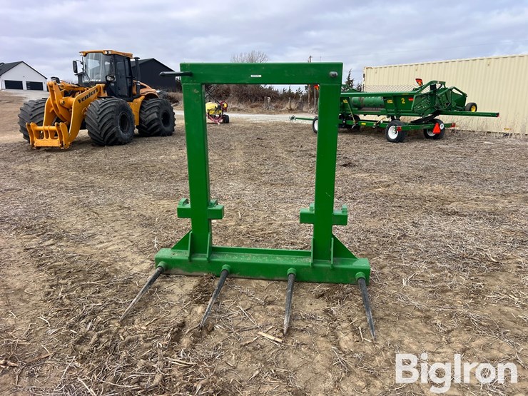 2012-frontier-large-square-bale-spear-image-2