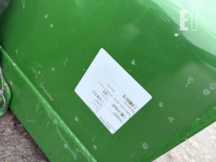 2017-john-deere-4044m-image-21