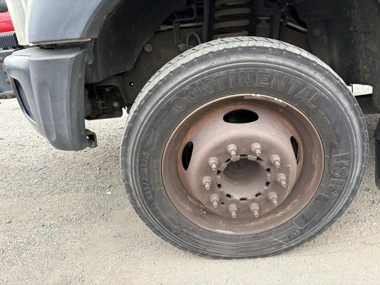 2011-ford-f450-image-6