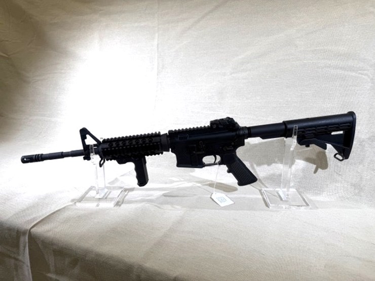 #213-•-bushmaster-model-xm15-e2s-ar-rifle-image-1