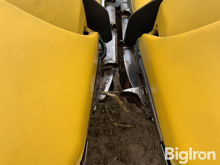 2009-new-holland-98d-image-13