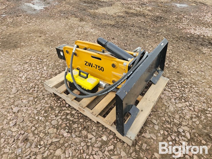 2025-wolverine-cb-11-750f-hydraulic-skid-steer-concrete-breaker-image-5