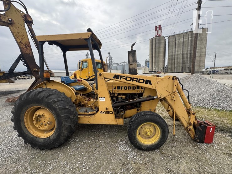 ford-445d-image-4