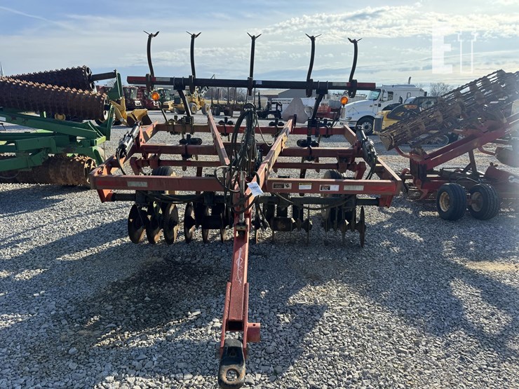 1990-unverferth-penetrator-image-2