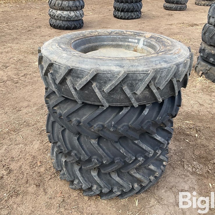 11-24.5 Tires